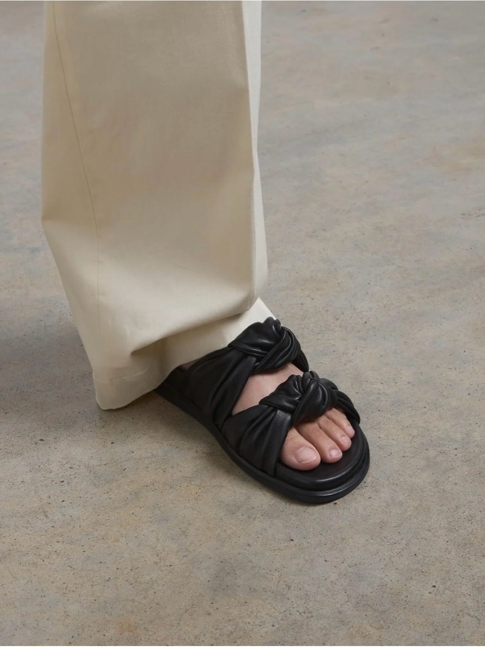 EUC Dear Frances Tye Slides Black EU 37 US 7 Leather Handmade In Italy Sandals